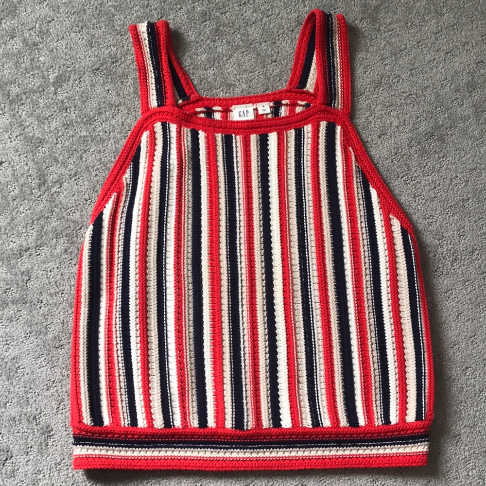 Gap Retro Top
